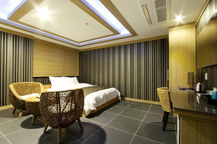 Suwon Orsay Business Hotel Exteriér fotografie